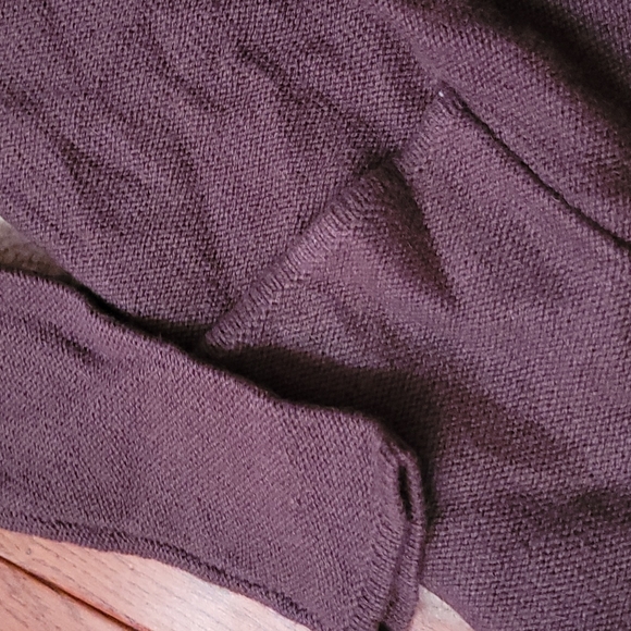 Aritzia Beekman Sweater - Picture 4 of 8